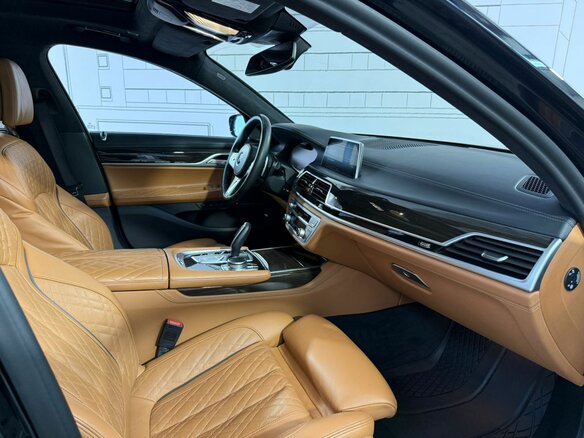 2021 BMW 7 серии Long 740Ld xDrive VI (G11/G12) Рестайлинг, синий, 6810000 рублей - вид 27