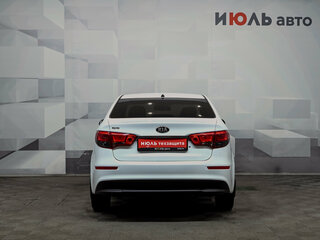 2016 Kia Rio III Рестайлинг, белый, 1000000 рублей, вид 5