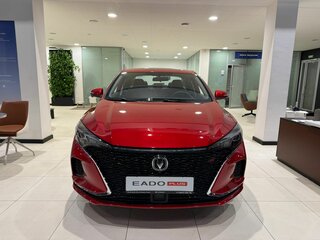 2024 Changan Eado Plus, красный, 2589900 рублей, вид 2