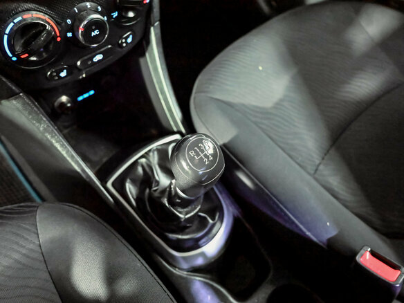 2012 Hyundai Solaris I, чёрный - вид 11