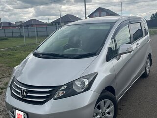 2010 Honda Freed I, серебристый, 985000 рублей, вид 3