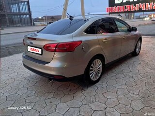 2017 Ford Focus III Рестайлинг, бежевый, 1150000 рублей, вид 3