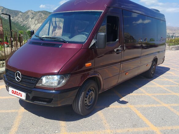 2001 Mercedes-Benz Sprinter Classic, красный, 1200000 рублей