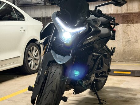 2025 CFMoto 675NK, серый, 680000 рублей, вид 4