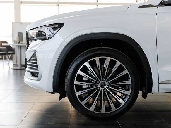 2026 Geely Monjaro I Рестайлинг, белый, 4954990 рублей - вид 34