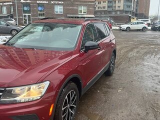 2021 Volkswagen Tiguan Allspace II, пурпурный, 2900000 рублей, вид 3