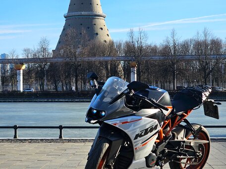 2014 KTM RC 390, белый, 330000 рублей, вид 5