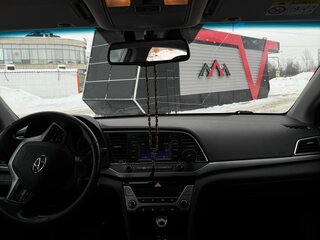 2018 Hyundai Elantra VI (AD), белый, 1650000 рублей, вид 5