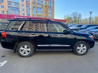 2013 Toyota Land Cruiser 200 Series Рестайлинг 1, чёрный, 3500000 рублей, вид 3