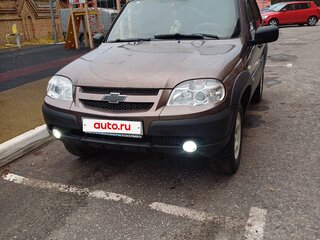 2013 Chevrolet Niva I Рестайлинг, коричневый, 420000 рублей, вид 1