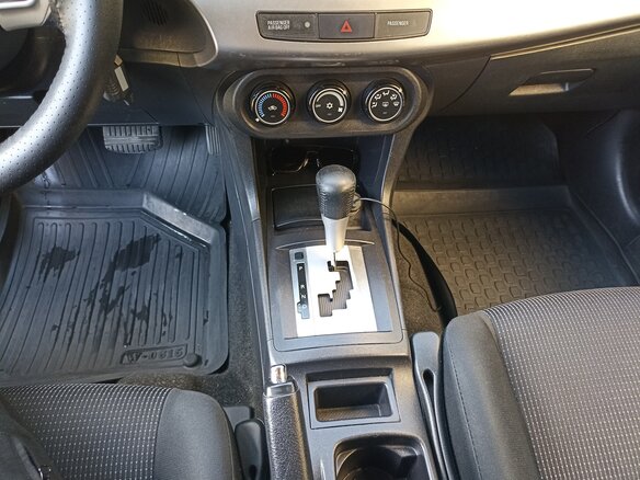 2008 Mitsubishi Lancer X, бежевый, 610000 рублей - вид 21
