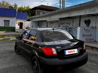2009 Kia Rio II, чёрный, 400000 рублей, вид 5