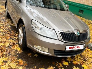 2011 Skoda Octavia DSG7 II (A5) Рестайлинг, серый, 650000 рублей, вид 5