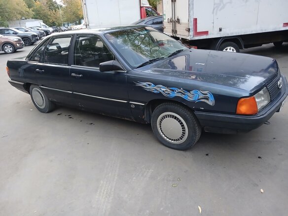 1987 Audi 100 III (C3), синий, 180000 рублей - вид 4
