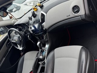 2013 Chevrolet Cruze I Рестайлинг, коричневый, 800000 рублей, вид 5