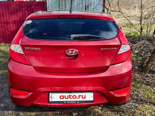 2012 Hyundai Solaris I, красный, 610000 рублей, вид 4