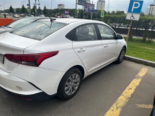 2021 Hyundai Solaris II Рестайлинг, белый, 1250000 рублей, вид 4