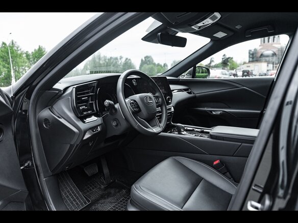 2023 Lexus RX 350h V, чёрный, 7300000 рублей - вид 16