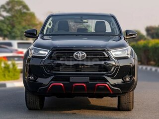 2025 Toyota Hilux VIII Рестайлинг 3, чёрный, 5500000 рублей, вид 2