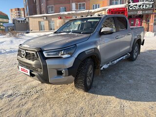 2018 Toyota Hilux VIII, серебристый, 2710000 рублей, вид 1