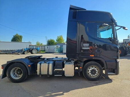2023 Dongfeng DFH 4180, чёрный, 5978000 рублей, вид 4