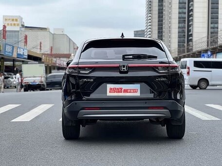 2023 Honda Vezel II, чёрный, 2330000 рублей, вид 4