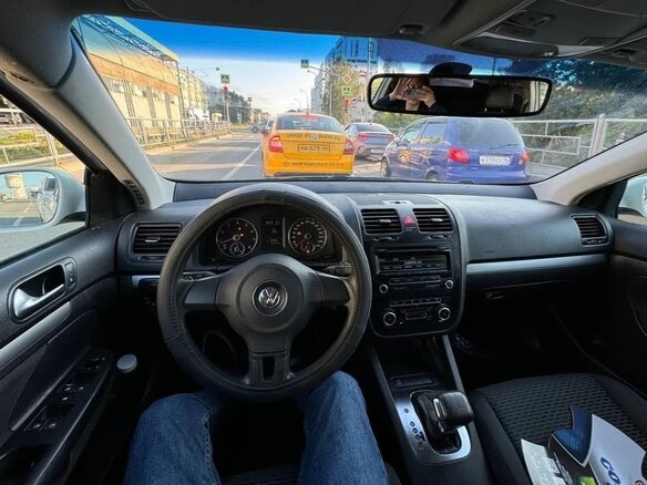 2010 Volkswagen Jetta V, белый, 700000 рублей - вид 5