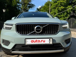 2018 Volvo XC40 I, голубой, 2290000 рублей, вид 1