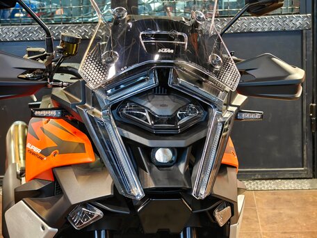 2026 KTM 1390 Super Adventure, оранжевый, 2770000 рублей, вид 3