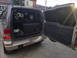 1998 Mitsubishi Pajero iO, коричневый, 649000 рублей, вид 4