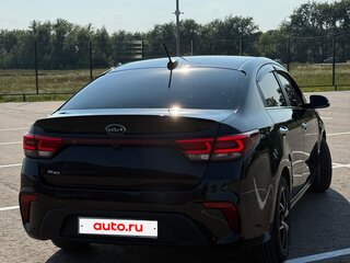 2017 Kia Rio IV, чёрный, 1190000 рублей, вид 3