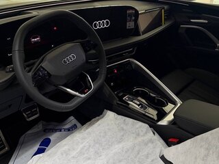 2026 Audi Q5 40 TDI III (GU), чёрный, 8450000 рублей, вид 5