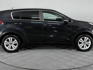 2018 Kia Sportage IV, чёрный, 1840000 рублей, вид 4