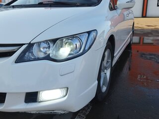 2008 Honda Civic VIII, белый, 675000 рублей, вид 3