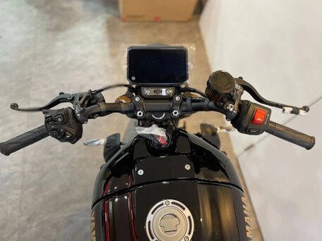 2025 Yamaha XSR900, чёрный, 1699999 рублей, вид 3