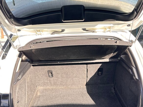 2012 Mazda 3 II (BL) Рестайлинг, белый, 1250000 рублей - вид 12