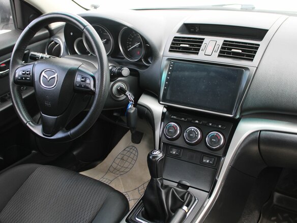 2010 Mazda 6 II (GH) Рестайлинг, белый, 790000 рублей - вид 9