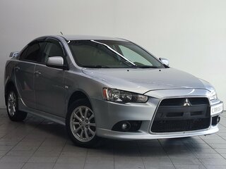 2011 Mitsubishi Lancer X Рестайлинг, серебристый, 750000 рублей, вид 3