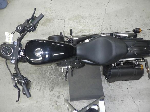 2014 Harley-Davidson Sportster 883, чёрный, 790000 рублей - вид 10