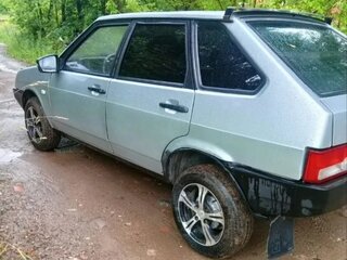 2003 Lada (ВАЗ) 21093i, серебристый, 130000 рублей, вид 3