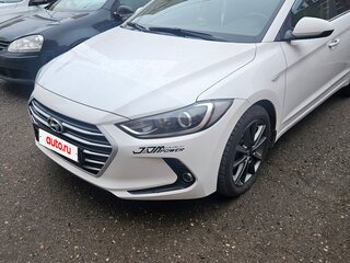 2016 Hyundai Elantra VI (AD), белый, 1450000 рублей, вид 1