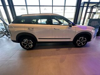 2026 Jaecoo J7 I Рестайлинг, белый, 3329000 рублей, вид 4