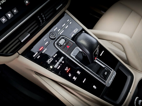 2019 Porsche Cayenne III, коричневый - вид 29