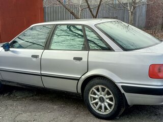 1992 Audi 80 V (B4), серебристый, 385000 рублей, вид 3