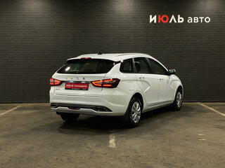 2024 Lada (ВАЗ) Vesta SW I Рестайлинг (NG), белый, 1270000 рублей, вид 5