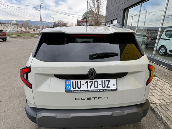 2025 Renault Duster III, белый, 3290000 рублей - вид 4