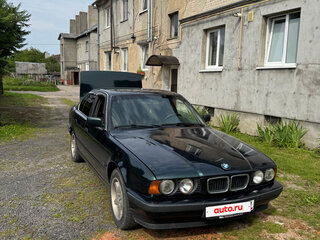 1988 BMW 5 серии 520i III (E34), зелёный, 380000 рублей, вид 2