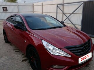 2011 Hyundai Sonata VI (YF), пурпурный, 870000 рублей, вид 3
