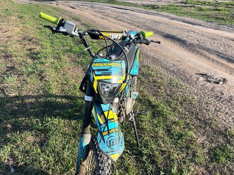 2025 Regulmoto Seven 125E, чёрный, 40000 рублей, вид 4