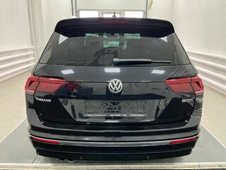 2018 Volkswagen Tiguan Allspace II, чёрный, 2550000 рублей, вид 5